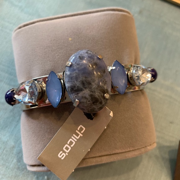 Chico’s Bracelet & Earrings - Picture 3 of 8